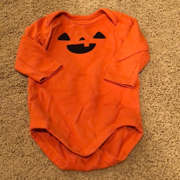 NWT HALLOWEEN Pajamas Pjs Bodysuit Owl Ghost Pumpkin 3-6 18 24 3T
